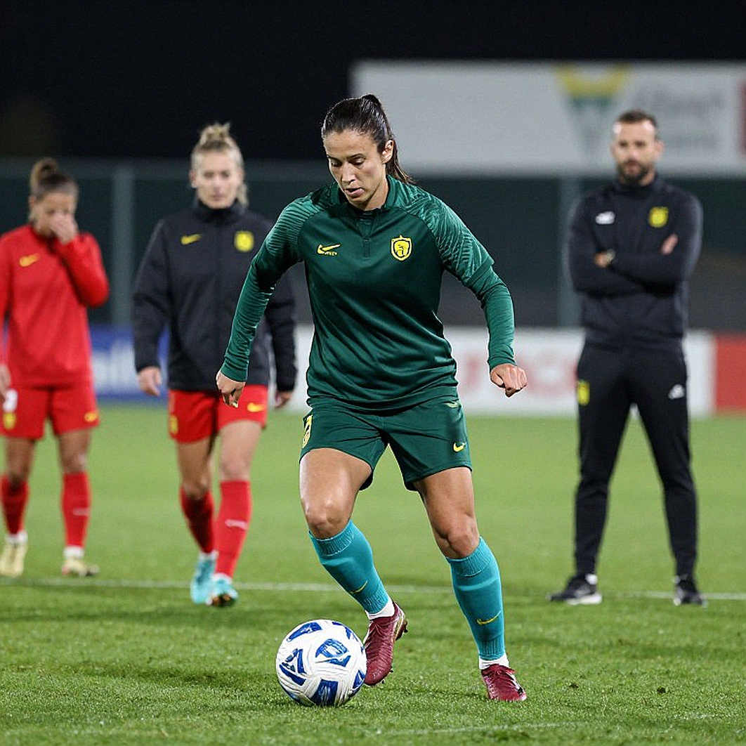 Xuân Son chấn thương nặng, Đình Bắc bị treo giò 2 trận tại Asian Cup