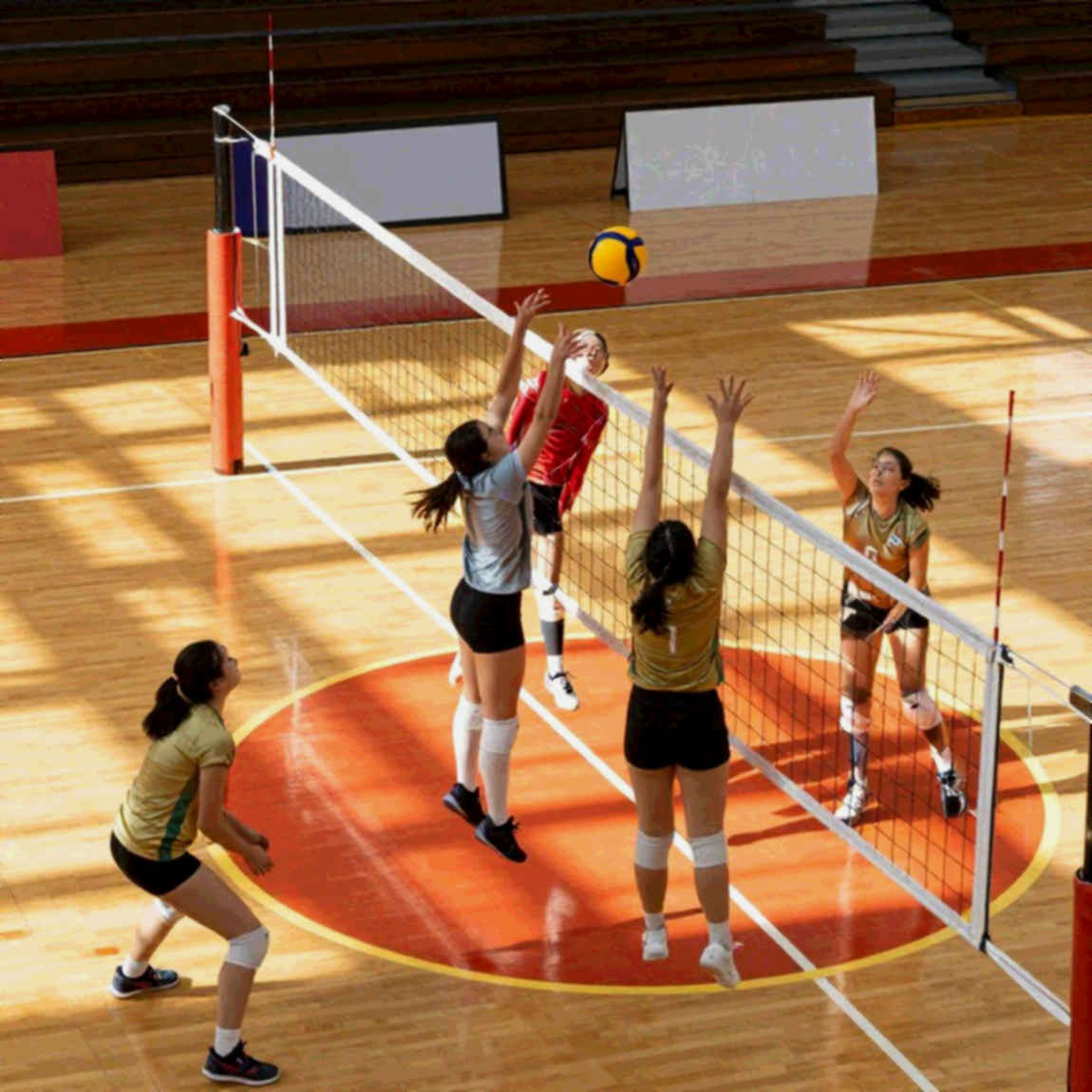 Ba mươi năm giải thưởng MOP bóng chuyền nữ NCAA: Con số lạc lõng nằm ở vị trí libero