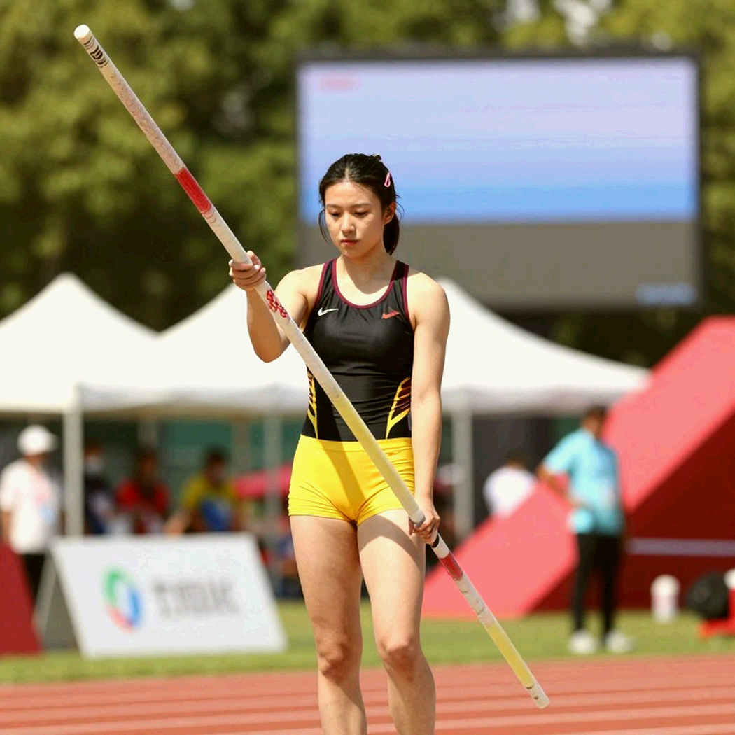 Amy Hunt bứt phá với 22.16 giây ở cự ly 200m tại Diamond League, duy trì phong độ sau khi giành bốn HCV châu Âu Amy Hunt bứt phá với 22.16 giây ở cự ly 200m tại Diamond League, duy trì phong độ sau khi giành bốn HCV châu Âu