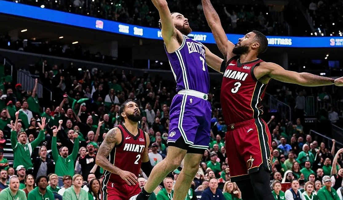 EuroLeague rejects offer to merge into NBA Europe: A new battle line in European basketball EuroLeague rejects offer to merge into NBA Europe: A new battle line in European basketball