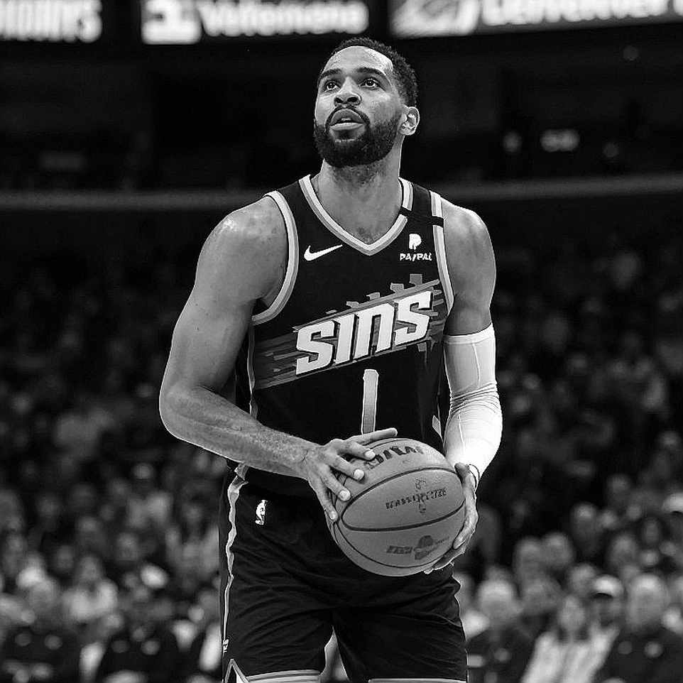 Dallas Mavericks và canh bạc Kyrie Irving: Chiến lược 'chứng minh thể lực' có phải là con dao hai lưỡi?