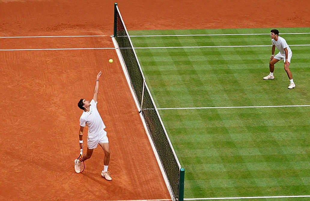 Djokovic gục sau 88 phút tại Thượng Hải: Hurkacz và cú giao bóng phá vỡ chuỗi 0-8