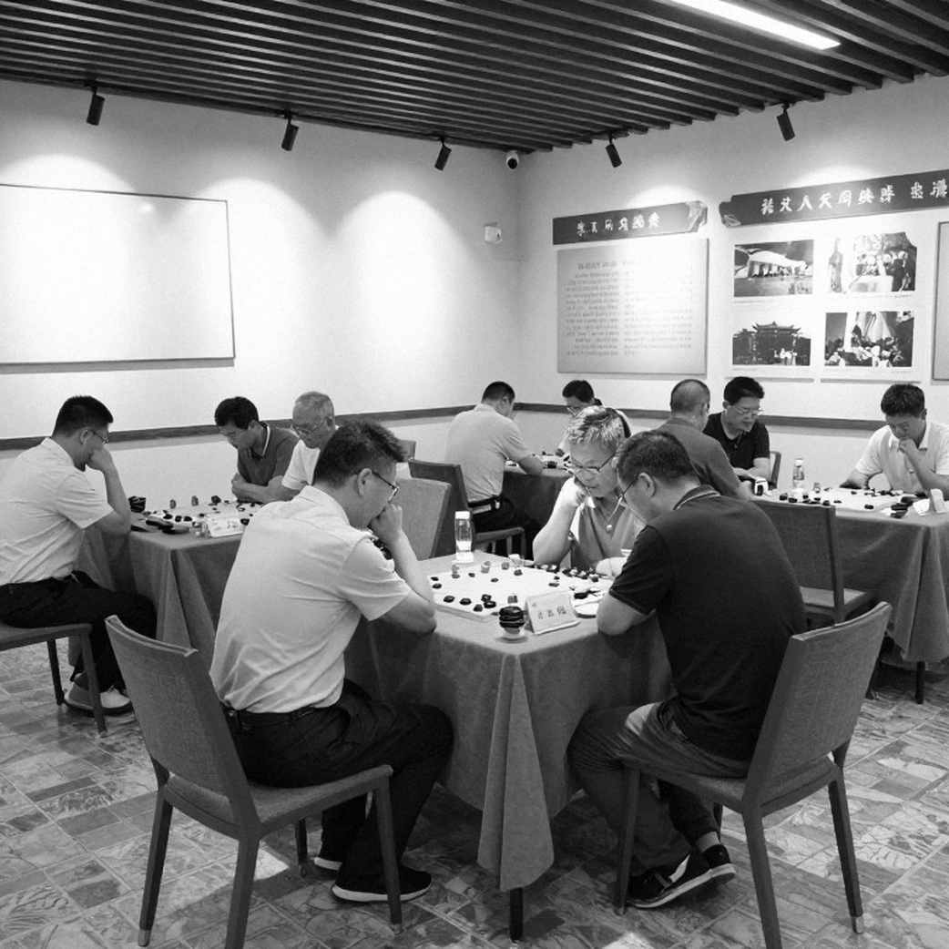Bàn cờ Samarkand: Khi con đường tơ lụa gặp 64 ô vuông Bàn cờ Samarkand: Khi con đường tơ lụa gặp 64 ô vuông