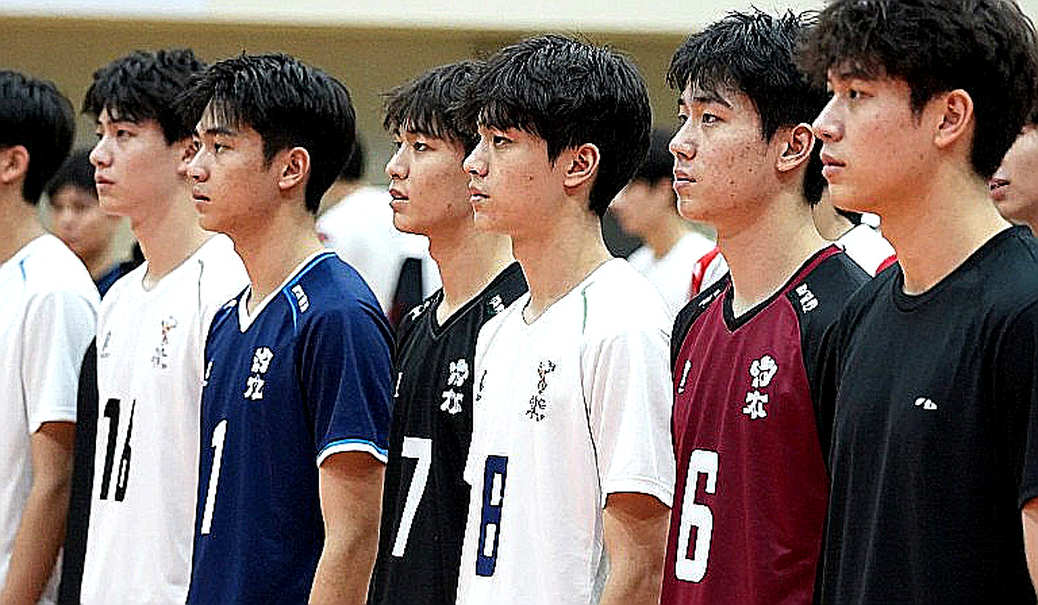 Cậu bé 13 tuổi cao 2m10 gây sốc giải bóng chuyền châu Á: Tài năng hay canh bạc của Qatar?