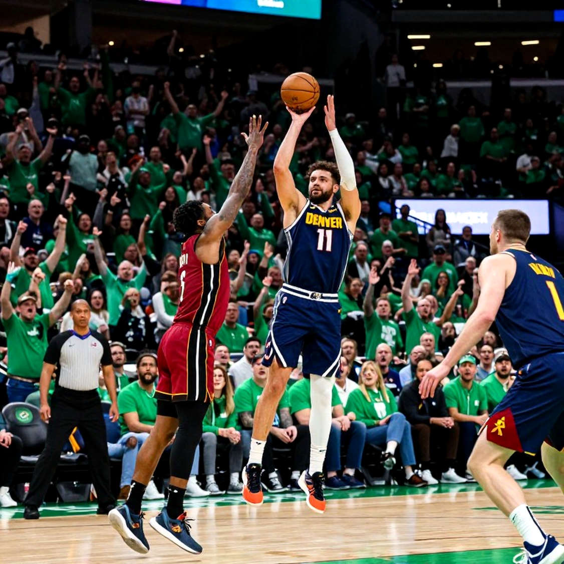 Walkup & Dubai: Khi đồng tiền mới thách thức trật tự cũ của EuroLeague