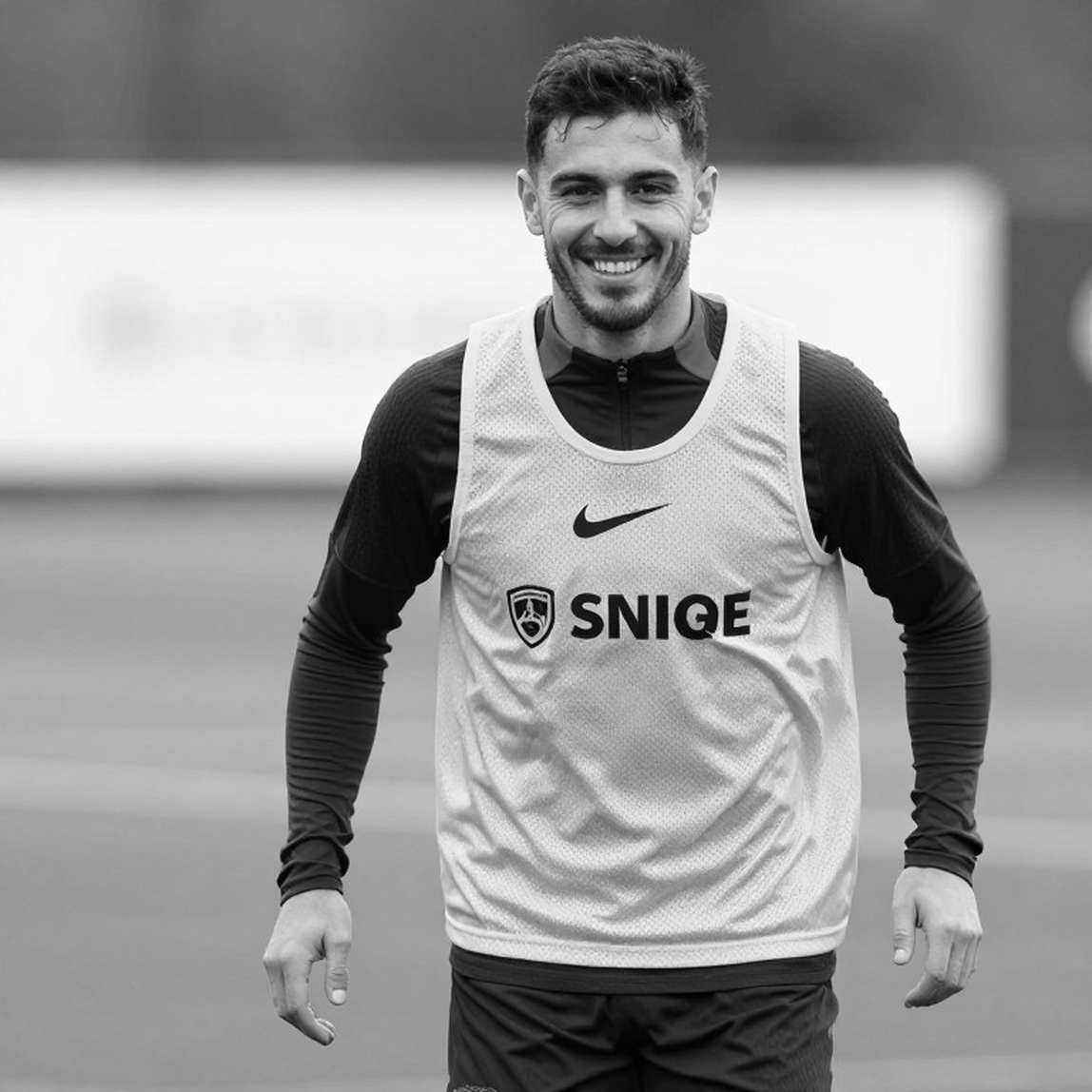 Bên dưới lớp băng ghế: Hanoi FC, SLNA và 45 phút hệ thống tan chảy