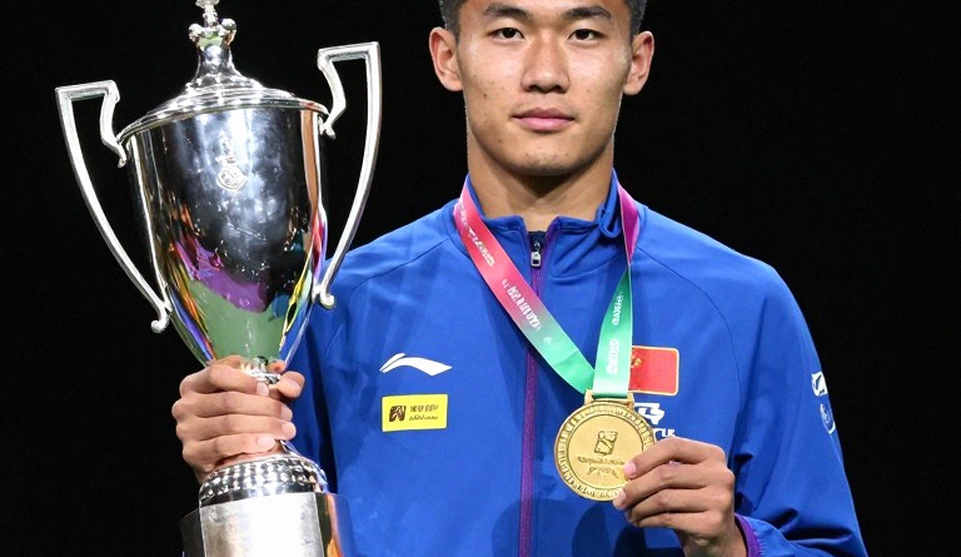 Bên dưới lớp băng ghế: Hanoi FC, SLNA và 45 phút hệ thống tan chảy Bên dưới lớp băng ghế: Hanoi FC, SLNA và 45 phút hệ thống tan chảy