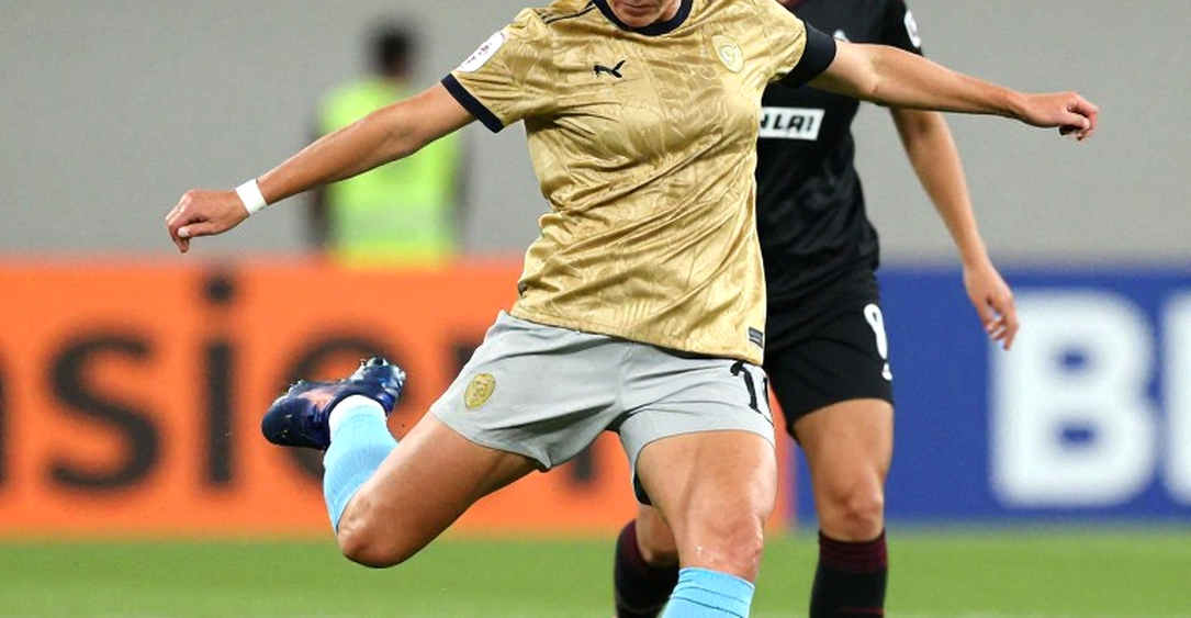Trận đấu chưa từng tồn tại: Arsenal, Napoli và dấu vết của tin giả trong bóng đá