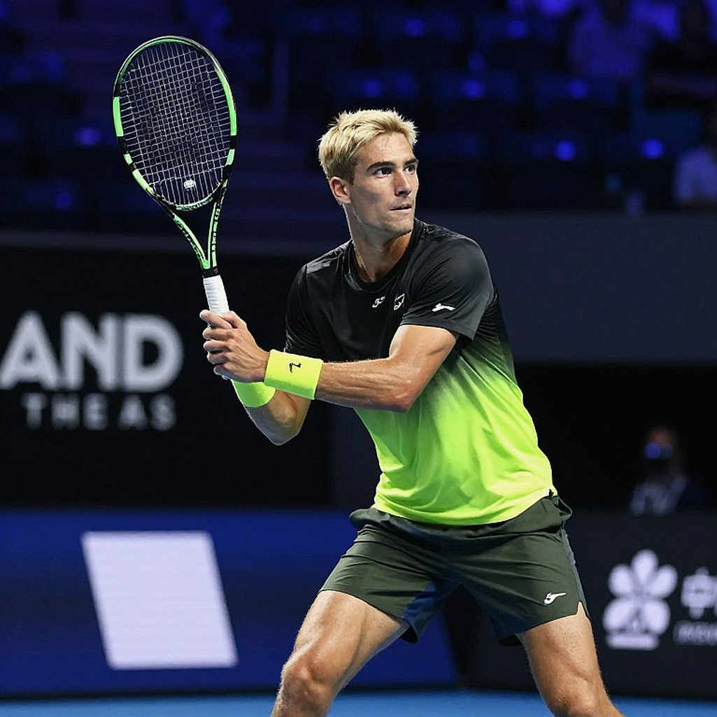 Alcaraz vượt qua set đầu thua để vào vòng 2 US Open: Bài học về quản lý thể lực không chỉ là thắng thua