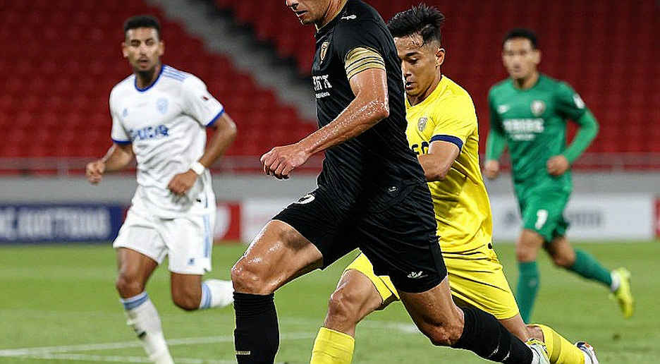 V-League và những cái đầu nóng: bạo lực sân cỏ như một phép tính chưa được gọi tên V-League và những cái đầu nóng: bạo lực sân cỏ như một phép tính chưa được gọi tên