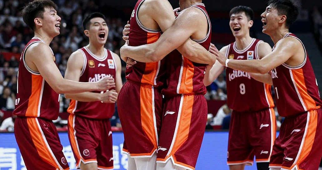 V-League và những cái đầu nóng: bạo lực sân cỏ như một phép tính chưa được gọi tên V-League và những cái đầu nóng: bạo lực sân cỏ như một phép tính chưa được gọi tên