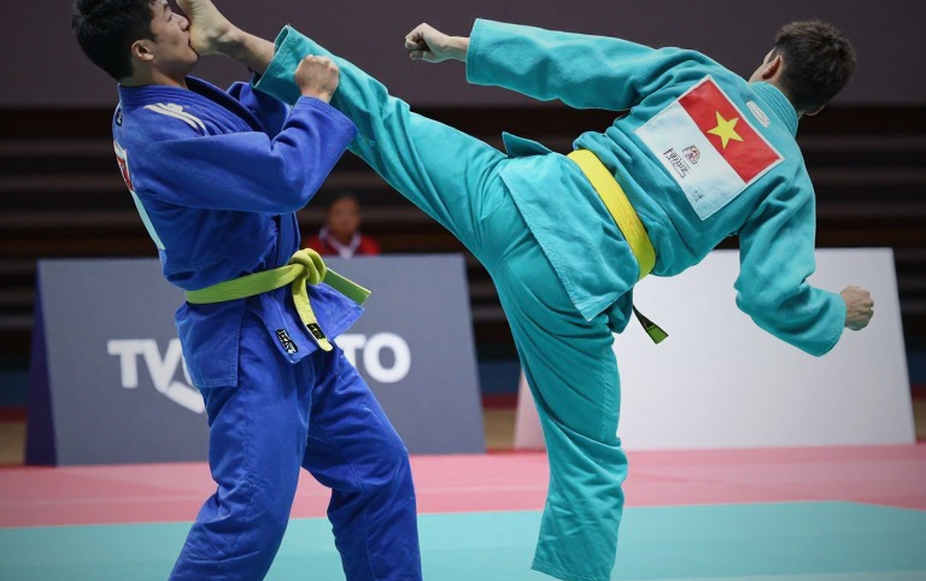 Raoni Barcelos, 39 tuổi, và hiệp thứ năm không có huy chương